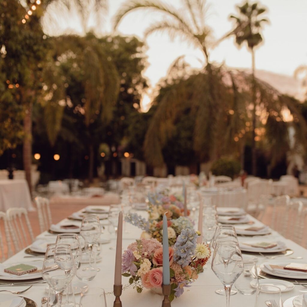 Trucos para ahorrar en tu boda sin renunciar a la elegancia 02 Hacienda El Vizir Bodas Sevilla